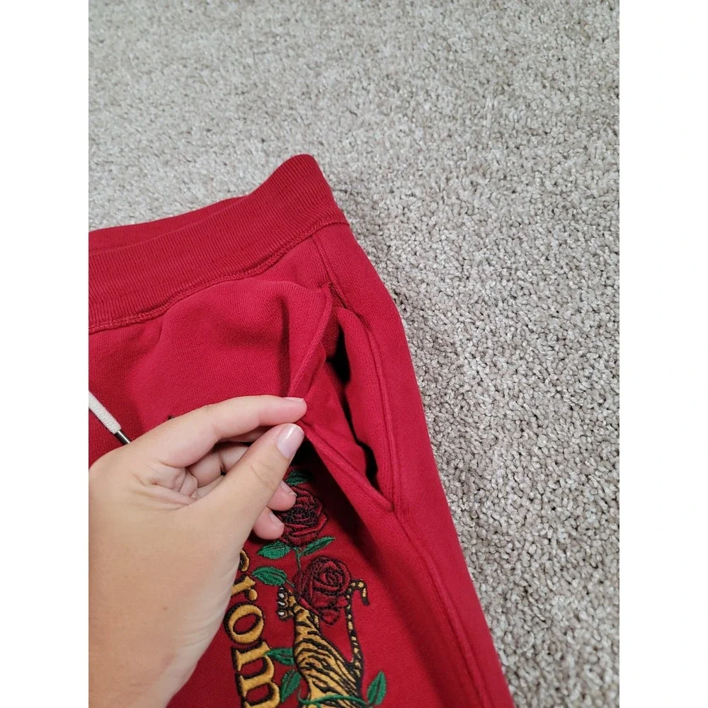 Abercrombie & Fitch item description